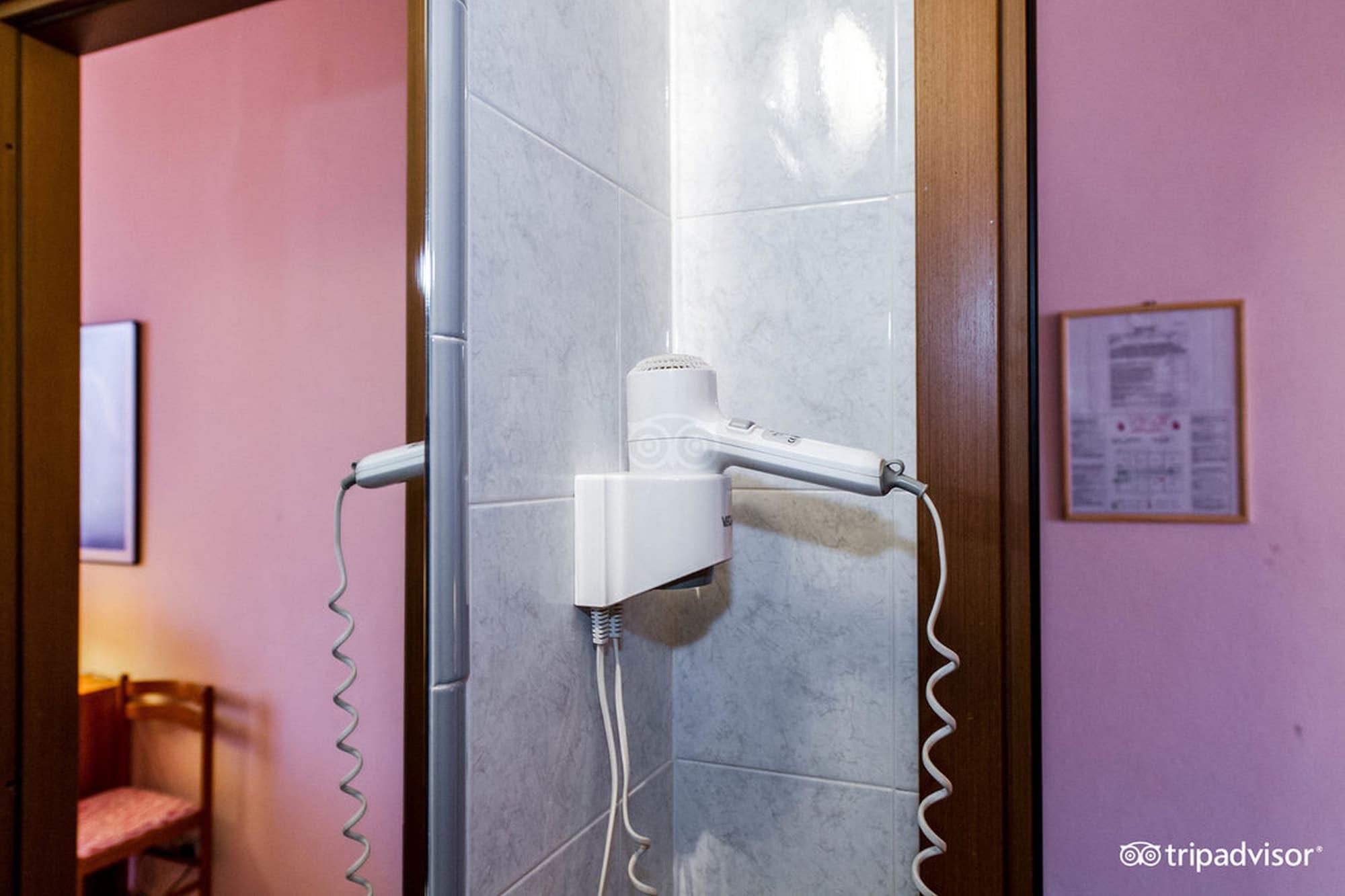 Hotel Leopolda Florenz Exterior foto